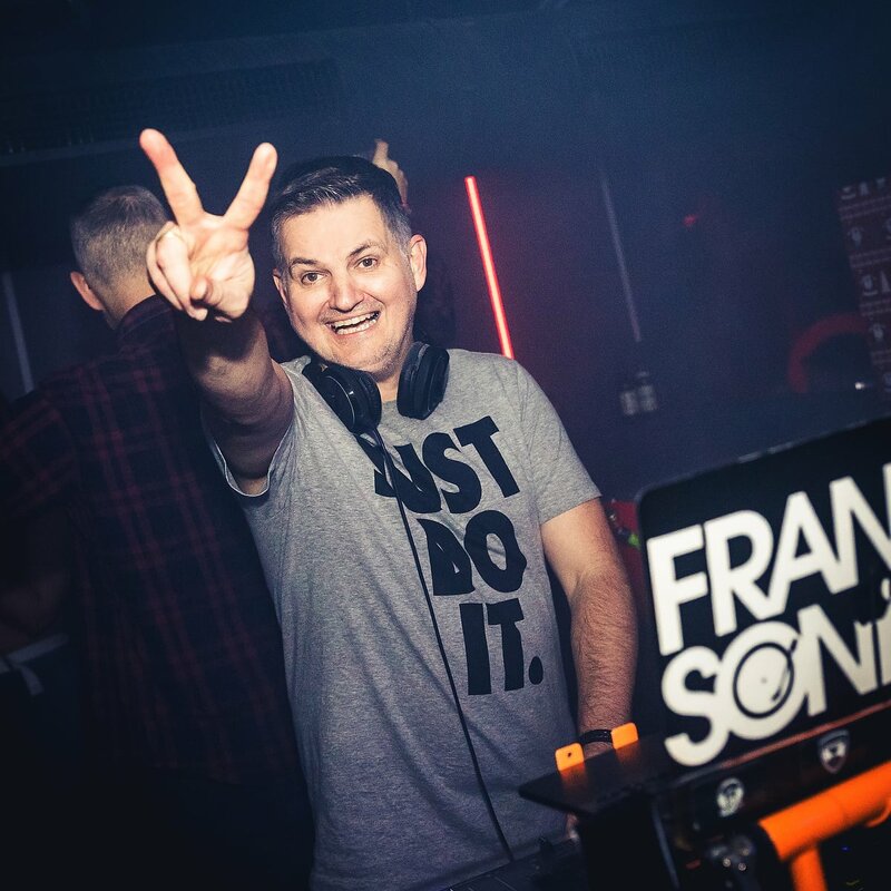 Mach90 meets 2000 // 25.12.24