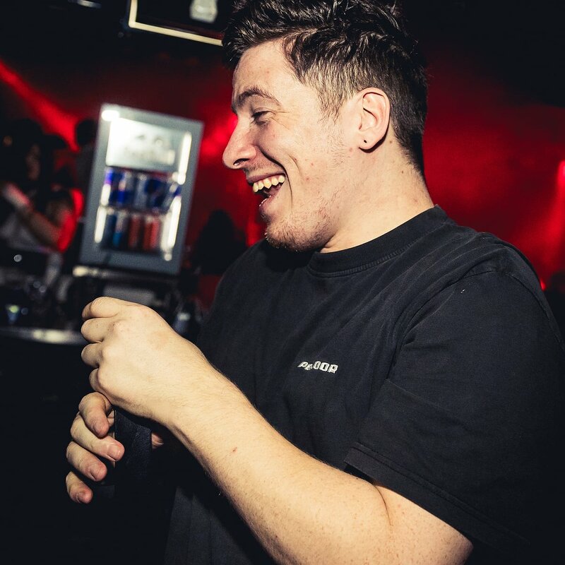 Mach Liebe // 14.02.25