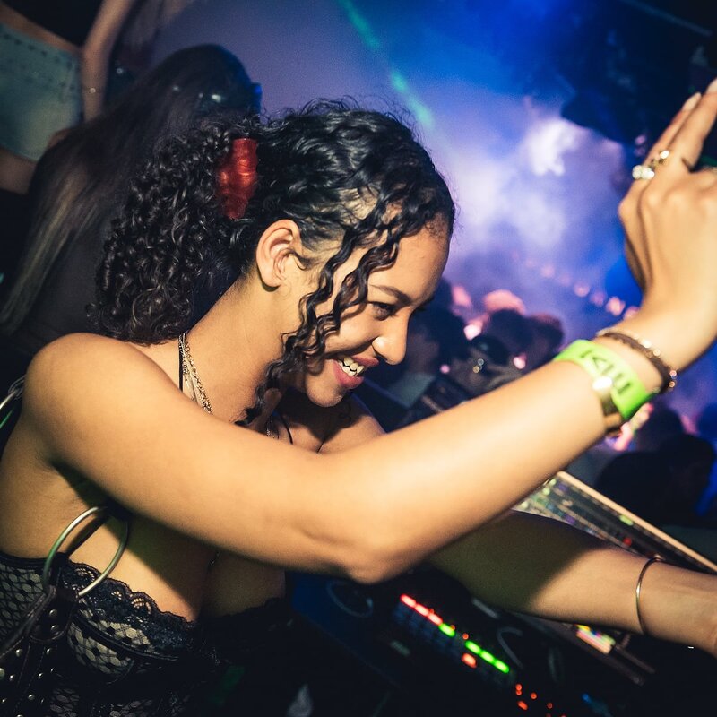 Trapaholics // 16.05.25